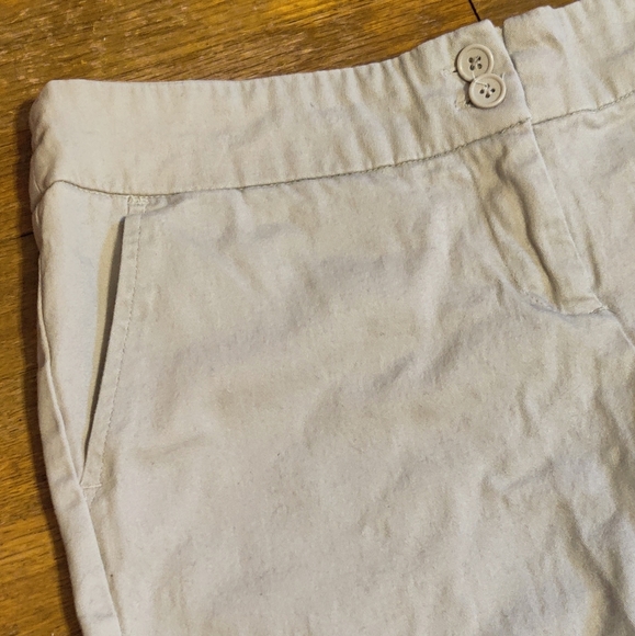 The Limited Cassidy Fit Khaki Shorts Sz 10 - Picture 2 of 4